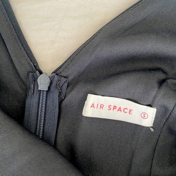 V-neck jumpsuit - Picture 5 of 5